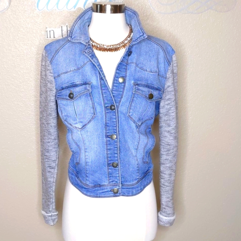 TINSELTOWN Coutoure Denim Jacket Size S /M